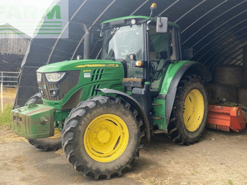 Traktor van het type John Deere 6120, Gebrauchtmaschine in PONTIVY (56 - MORBIHAN) (Foto 1)