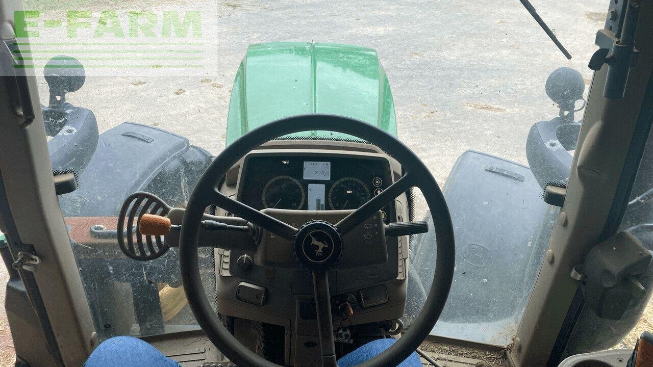 Traktor van het type John Deere 6120, Gebrauchtmaschine in PONTIVY (56 - MORBIHAN) (Foto 5)