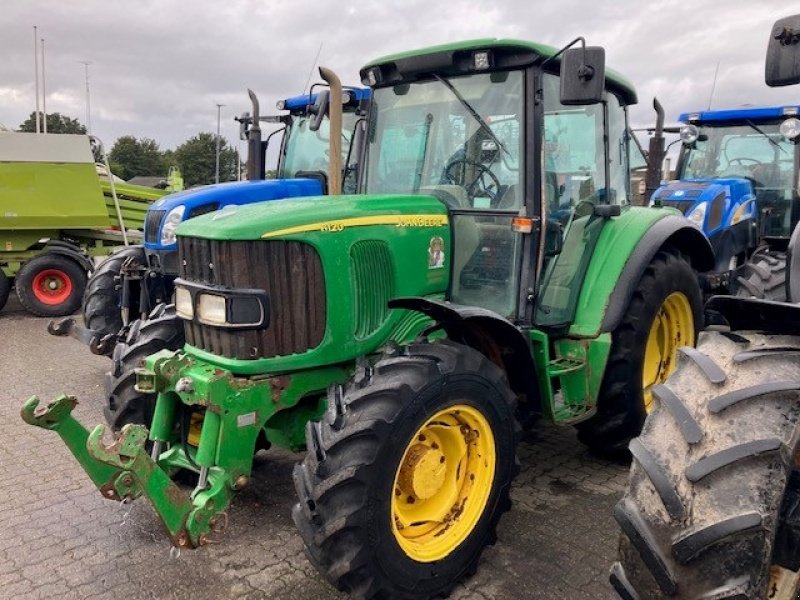 Traktor du type John Deere 6120, Gebrauchtmaschine en Børkop (Photo 1)