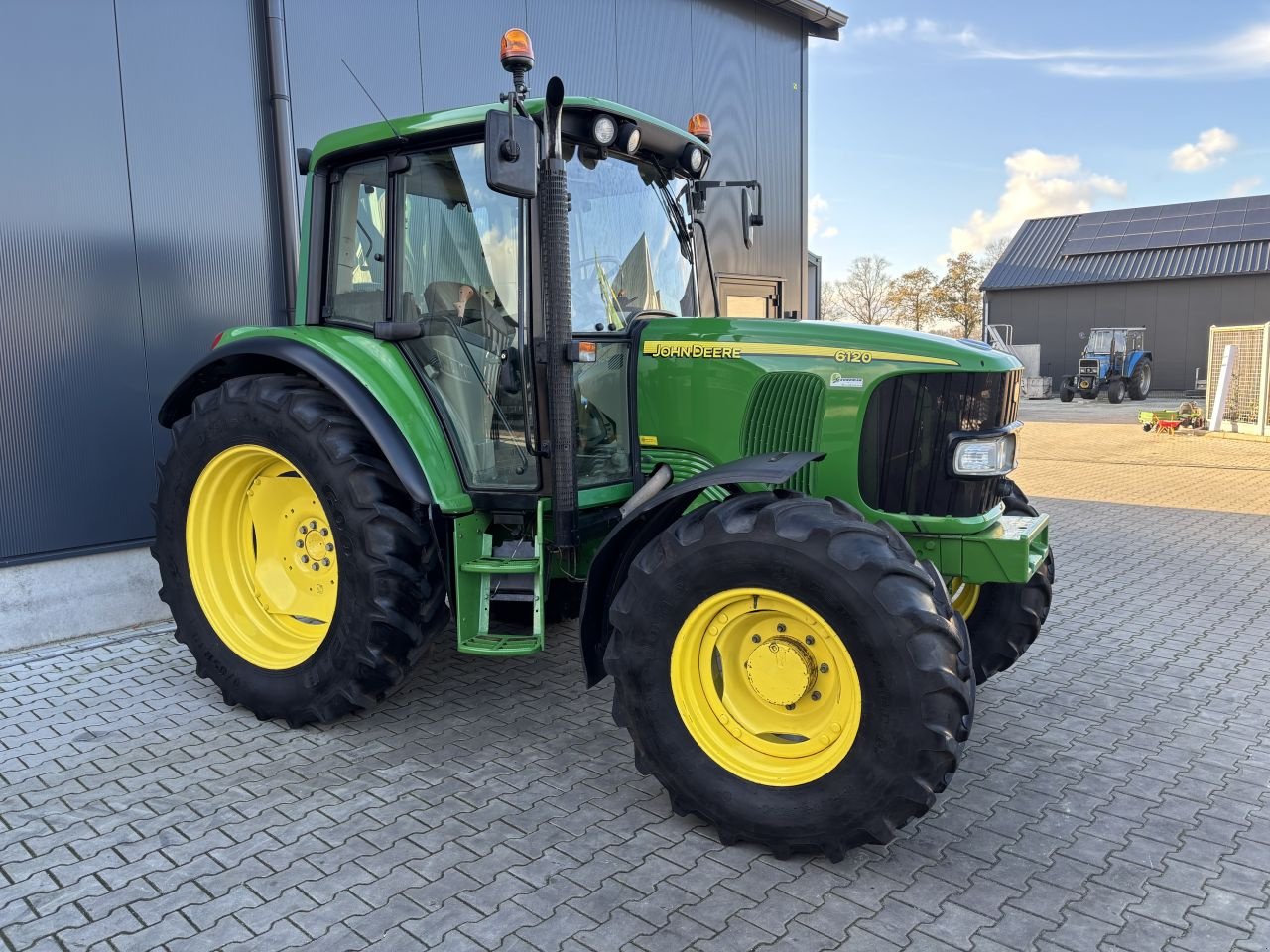 Traktor typu John Deere 6120, Gebrauchtmaschine v Daarle (Obrázek 4)