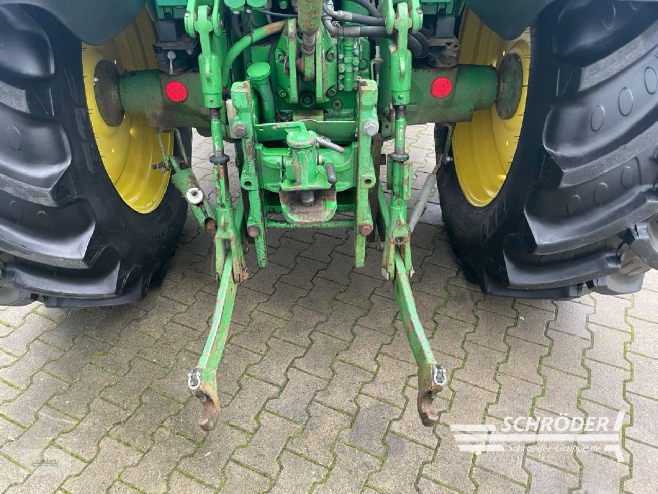 Traktor du type John Deere 6120, Gebrauchtmaschine en Wildeshausen (Photo 19)