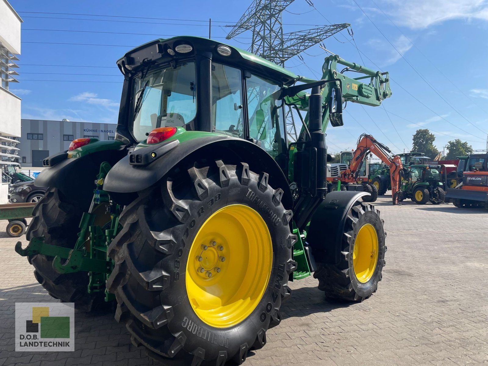 Traktor типа John Deere 6120M 6120 M, Gebrauchtmaschine в Regensburg (Фотография 5)