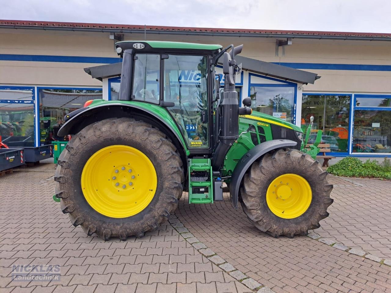 Traktor typu John Deere 6120M AutoPowr AutoTrac, Neumaschine v Schirradorf (Obrázek 4)