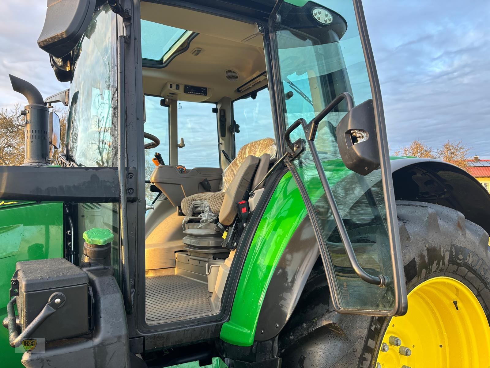 Traktor del tipo John Deere 6120M AutoPowr AutoTrac, Gebrauchtmaschine In Willanzheim (Immagine 5)