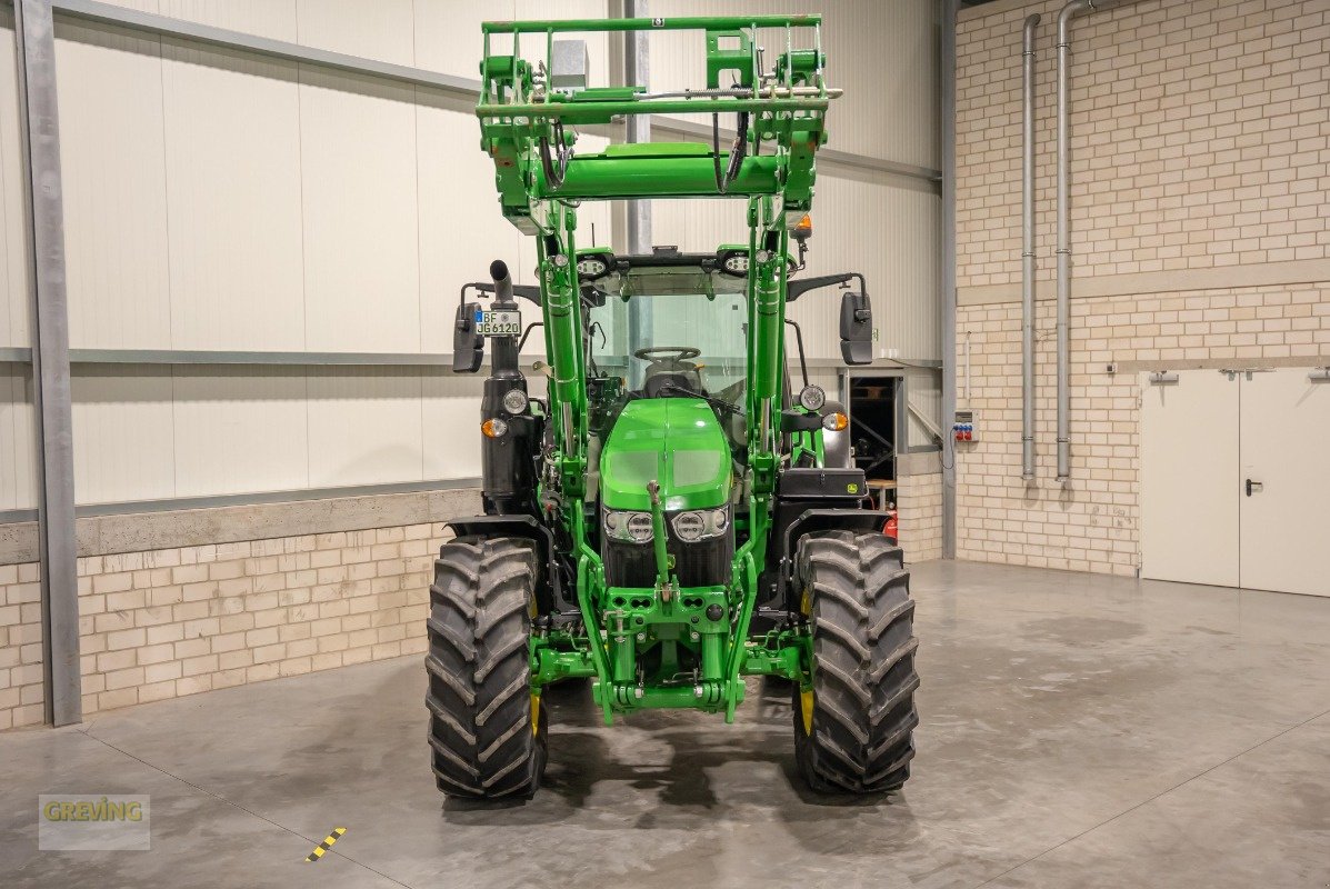 Traktor of the type John Deere 6120M *Garantieverlängerung*, Gebrauchtmaschine in Ahaus (Picture 3)