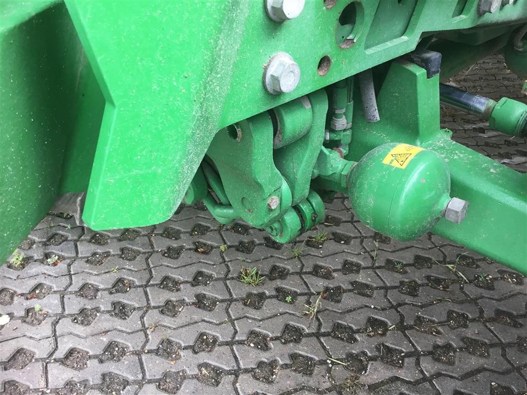 Traktor typu John Deere 6120M med 643 R frontlæsser ., Gebrauchtmaschine w Bredsten (Zdjęcie 4)