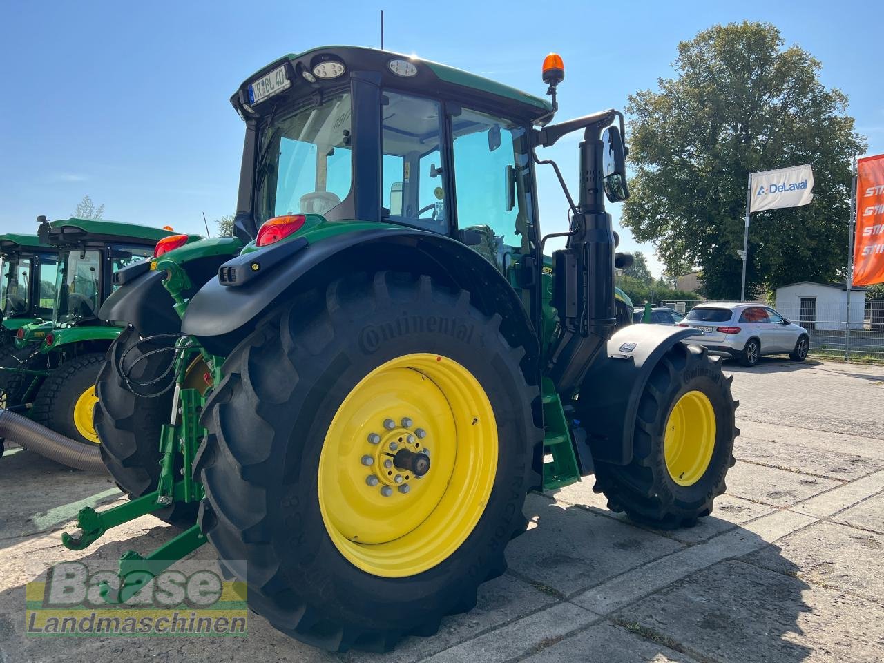 Traktor van het type John Deere 6120M Stufenlos + Frontlader JD 603M, Gebrauchtmaschine in Holthof (Foto 8)