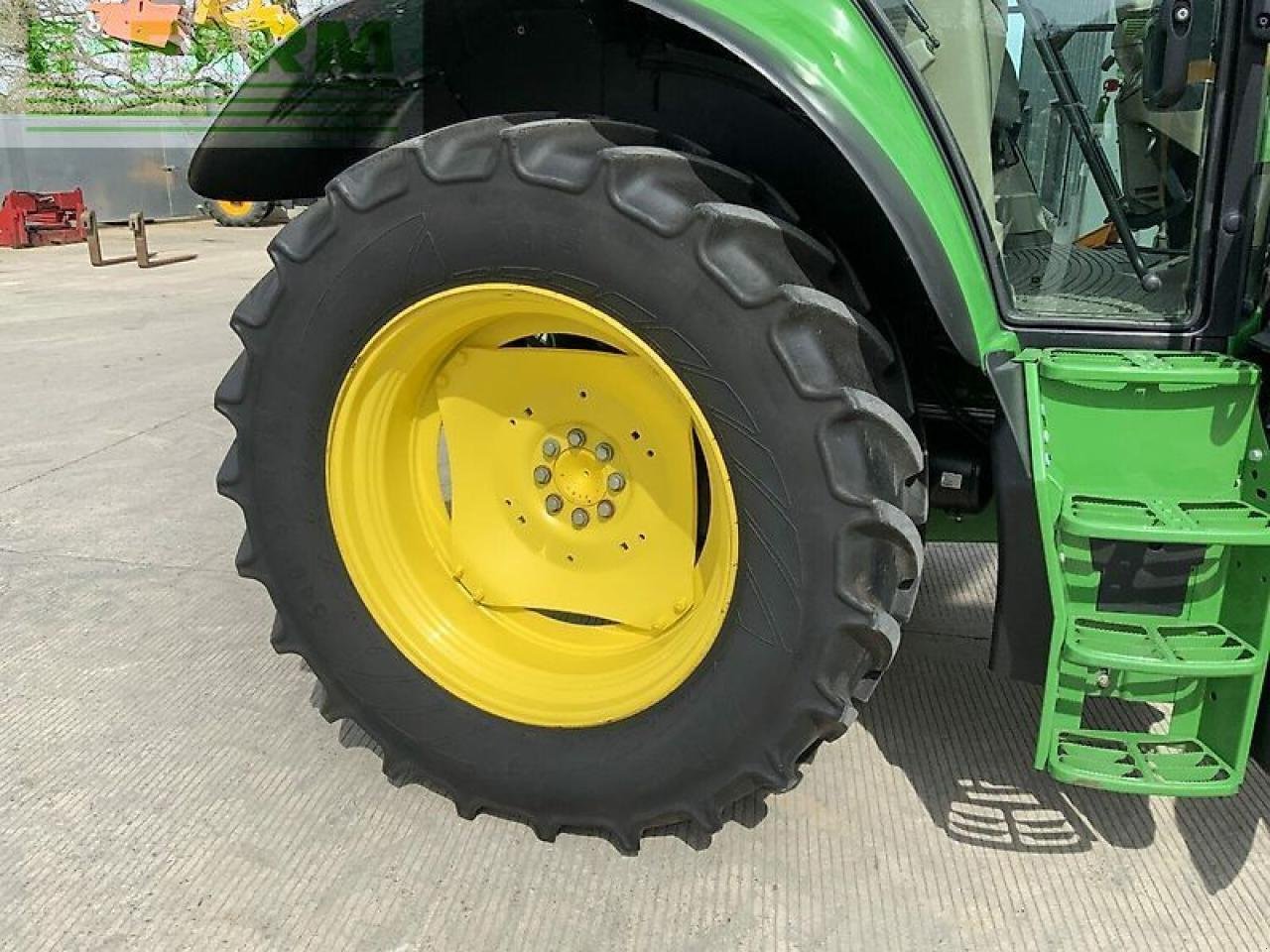 Traktor van het type John Deere 6120m tractor (st19365), Gebrauchtmaschine in SHAFTESBURY (Foto 8)