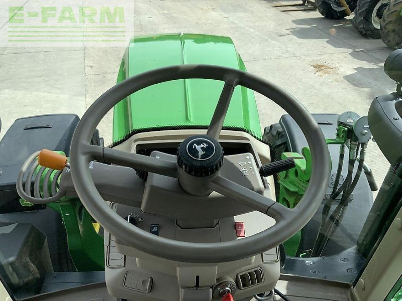 Traktor del tipo John Deere 6120m tractor (st19365), Gebrauchtmaschine In SHAFTESBURY (Immagine 26)