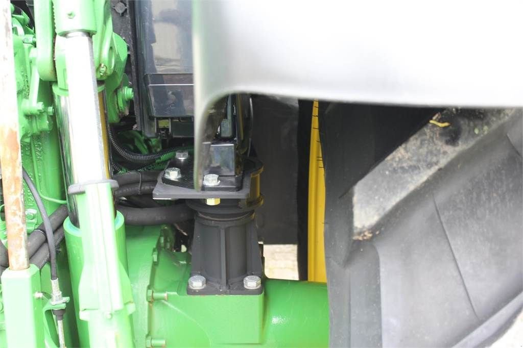 Traktor du type John Deere 6120M with 623R loader, Gebrauchtmaschine en Bant (Photo 10)