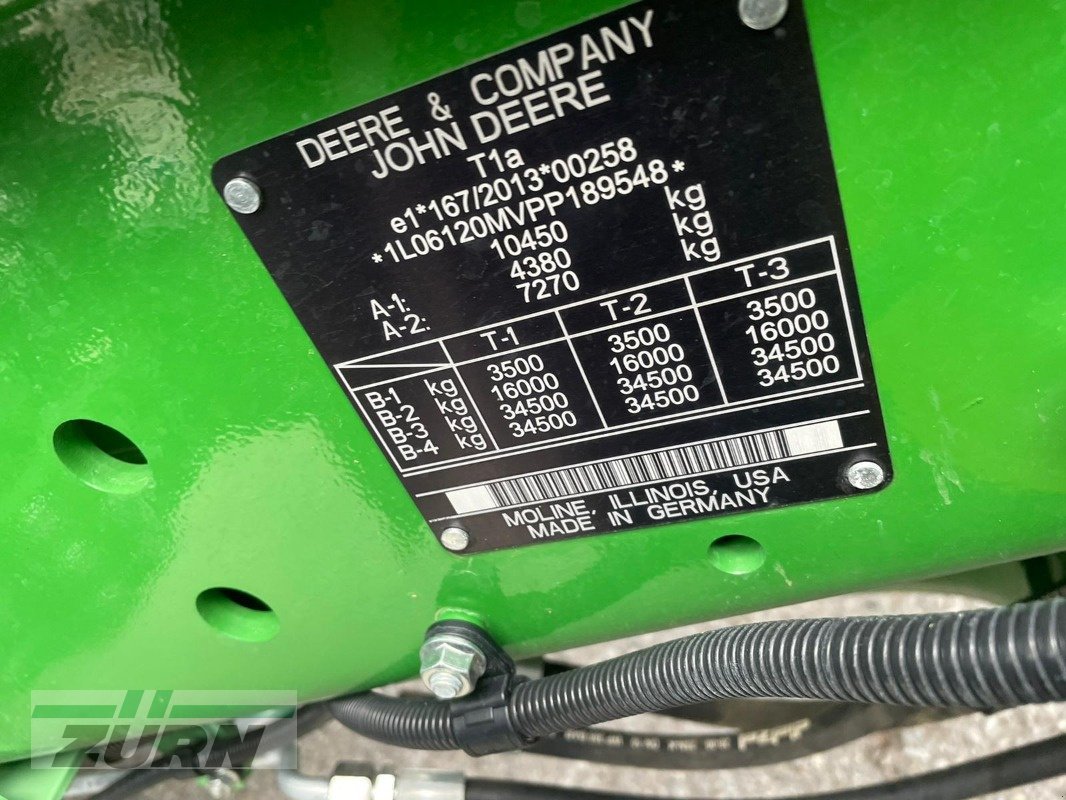 Traktor of the type John Deere 6120M, Neumaschine in Schöntal-Westernhausen (Picture 13)