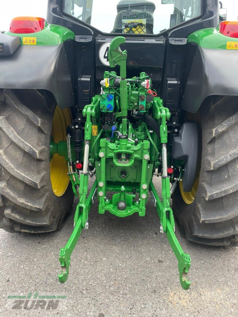 Traktor van het type John Deere 6120M, Neumaschine in Schöntal-Westernhausen (Foto 15)