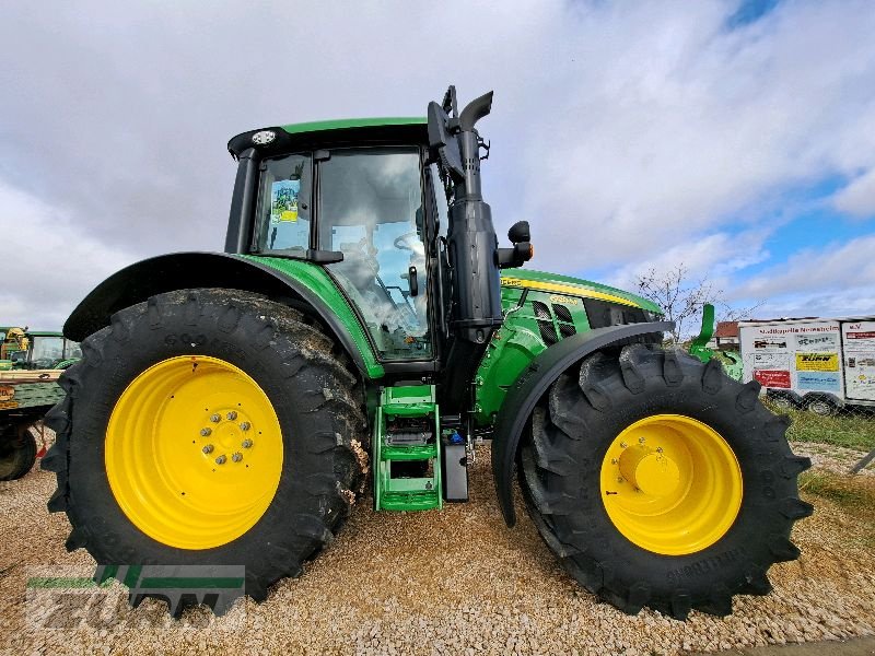 Traktor типа John Deere 6120M, Neumaschine в Neresheim-Ohmenheim (Фотография 1)