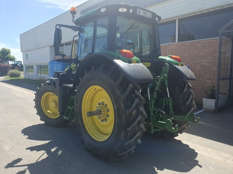 Traktor typu John Deere 6120M, Gebrauchtmaschine w PITHIVIERS Cedex (Zdjęcie 4)