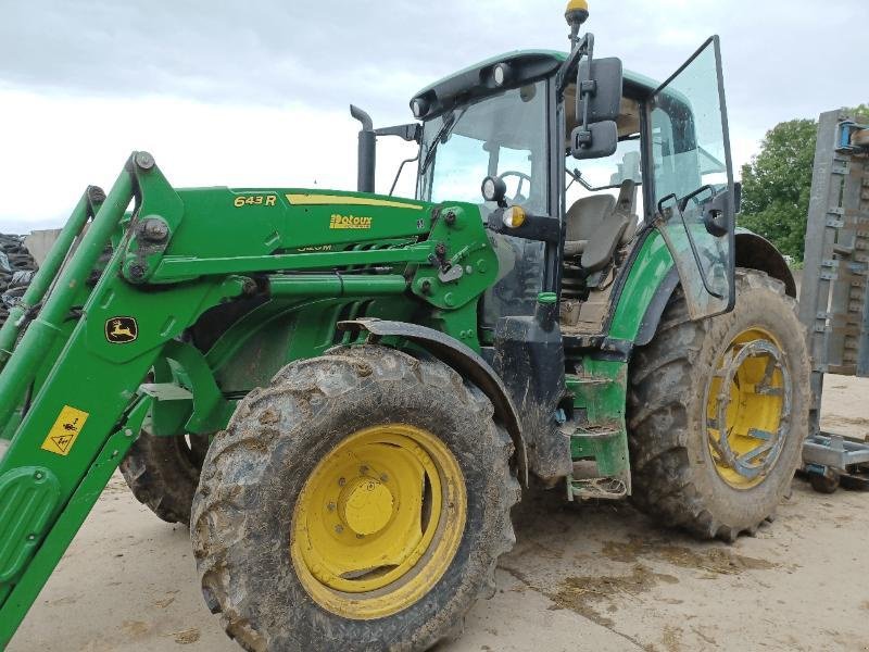 Traktor of the type John Deere 6120M, Gebrauchtmaschine in Wargnies Le Grand (Picture 1)