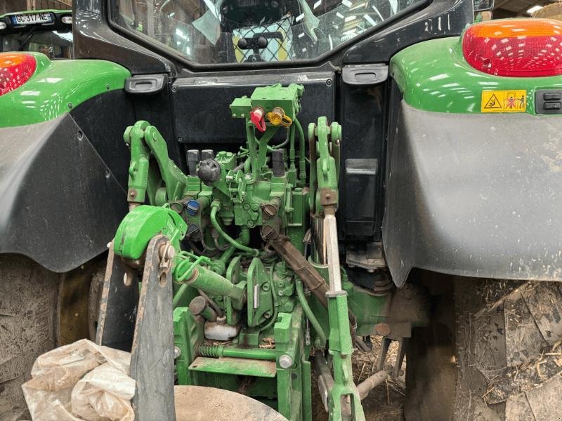 Traktor типа John Deere 6120M, Gebrauchtmaschine в Richebourg (Фотография 3)