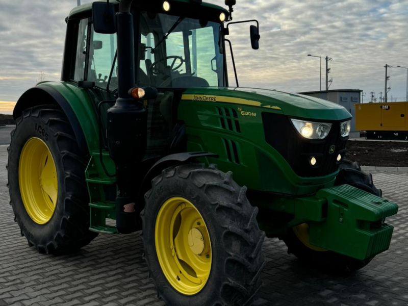 Traktor du type John Deere 6120M, Gebrauchtmaschine en Orţişoara (Photo 1)