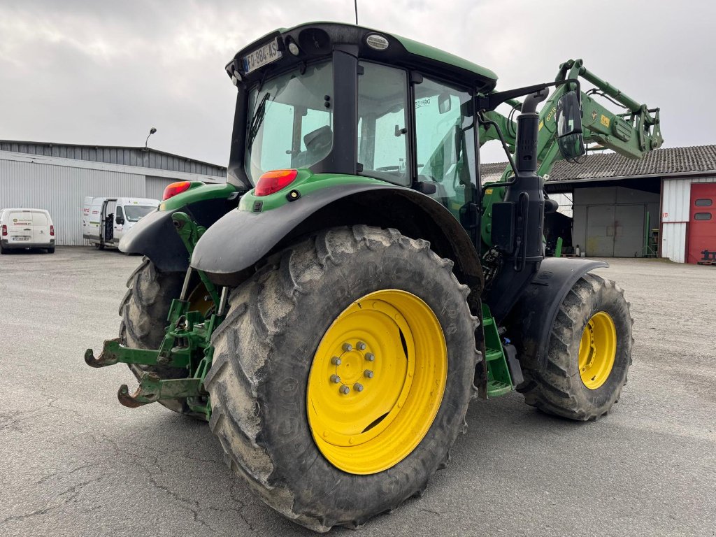 Traktor van het type John Deere 6120M, Gebrauchtmaschine in GUERET (Foto 4)