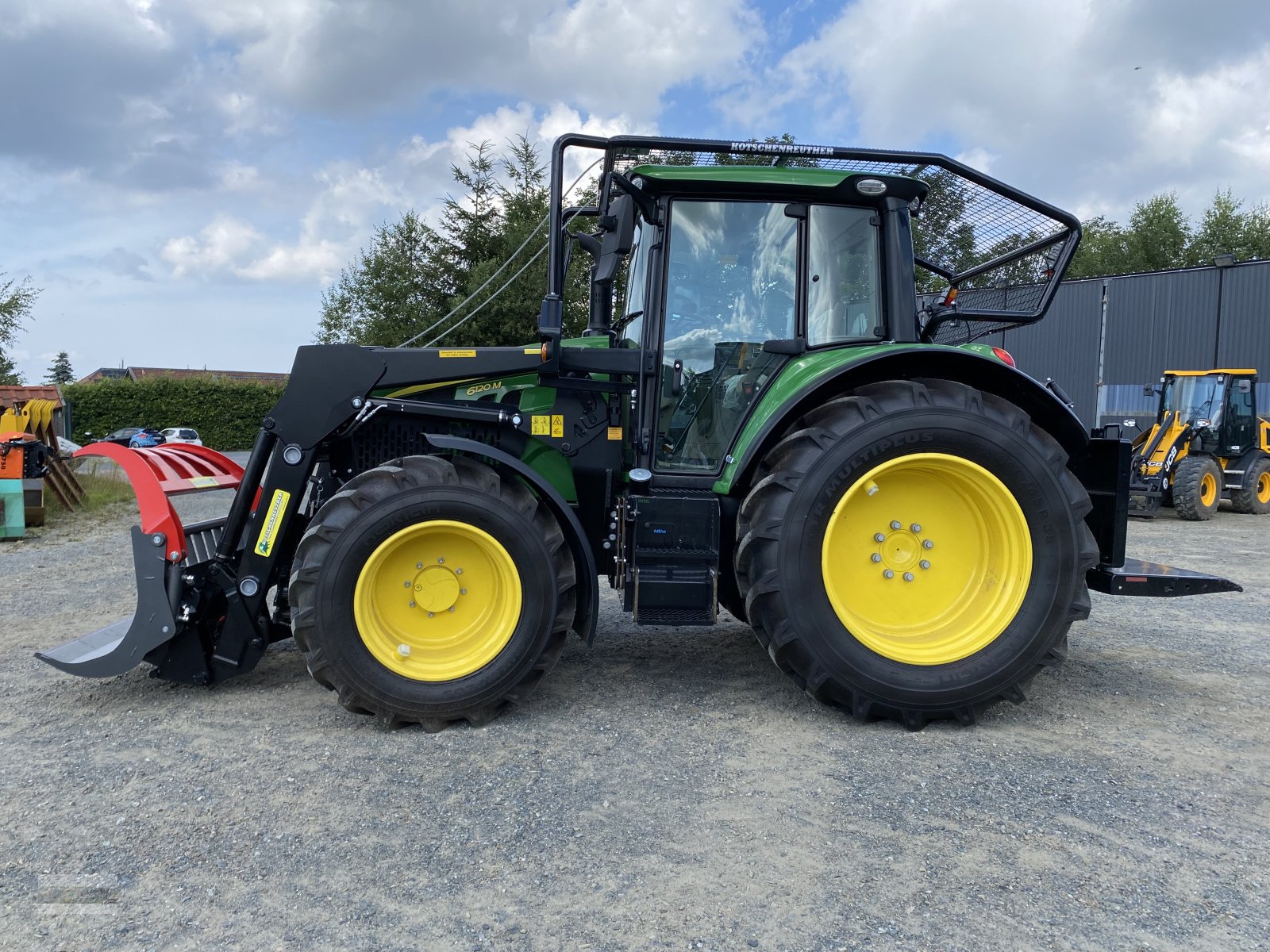 Traktor typu John Deere 6120M, Neumaschine v Clausthal-Zellerfeld (Obrázok 1)