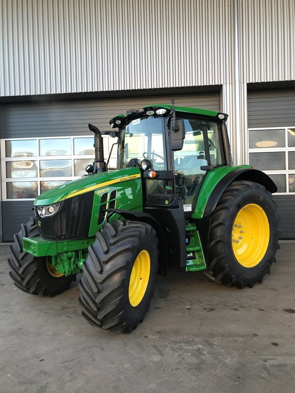 Traktor tipa John Deere 6120M, Neumaschine u Henau (Slika 2)