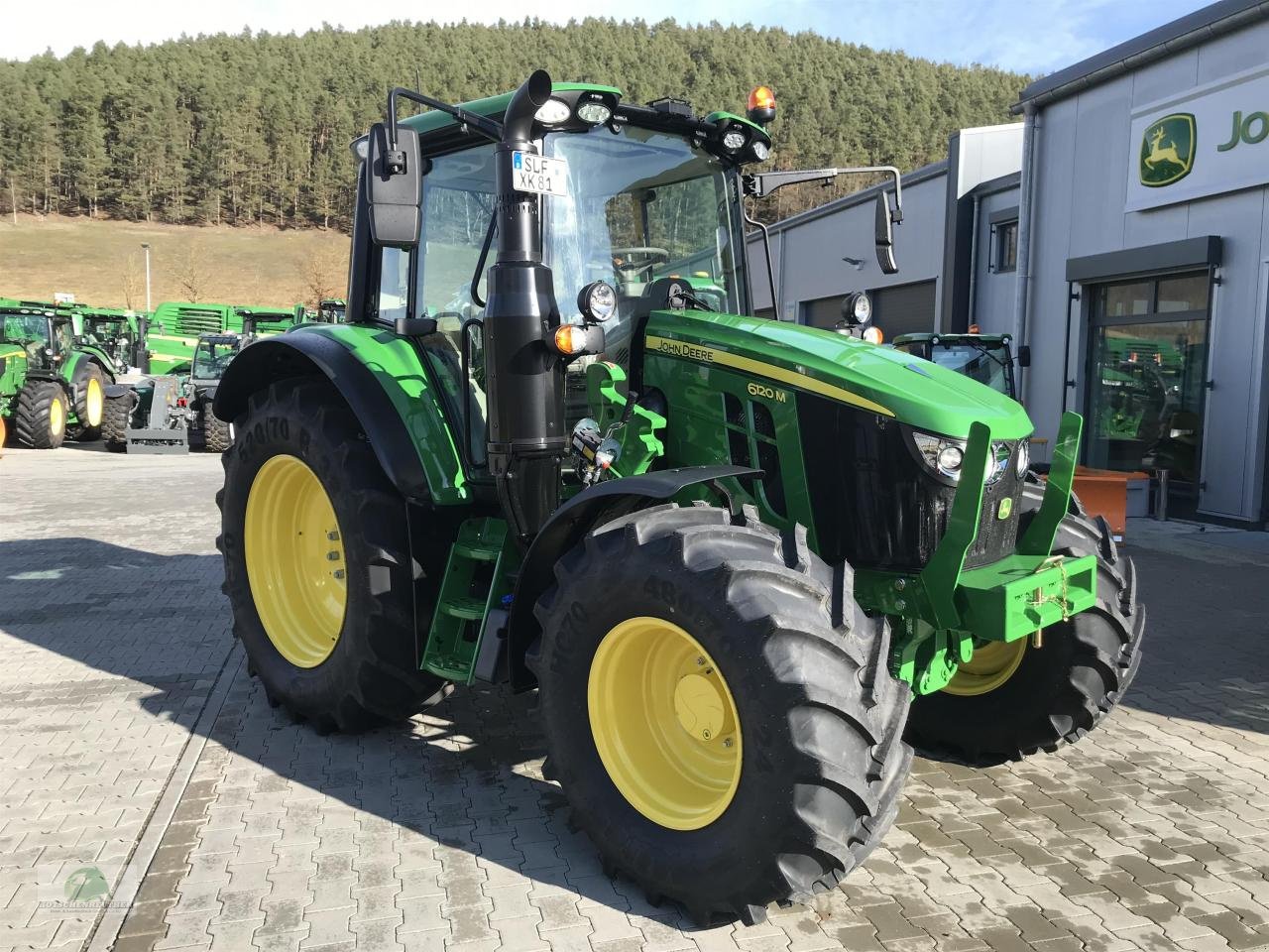 Traktor of the type John Deere 6120M, Neumaschine in Münchberg (Picture 3)