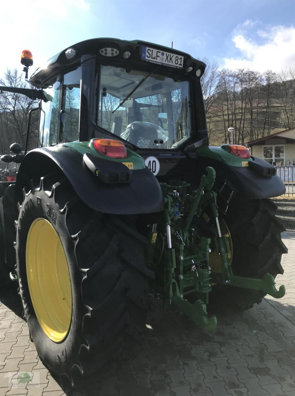 Traktor of the type John Deere 6120M, Neumaschine in Münchberg (Picture 4)