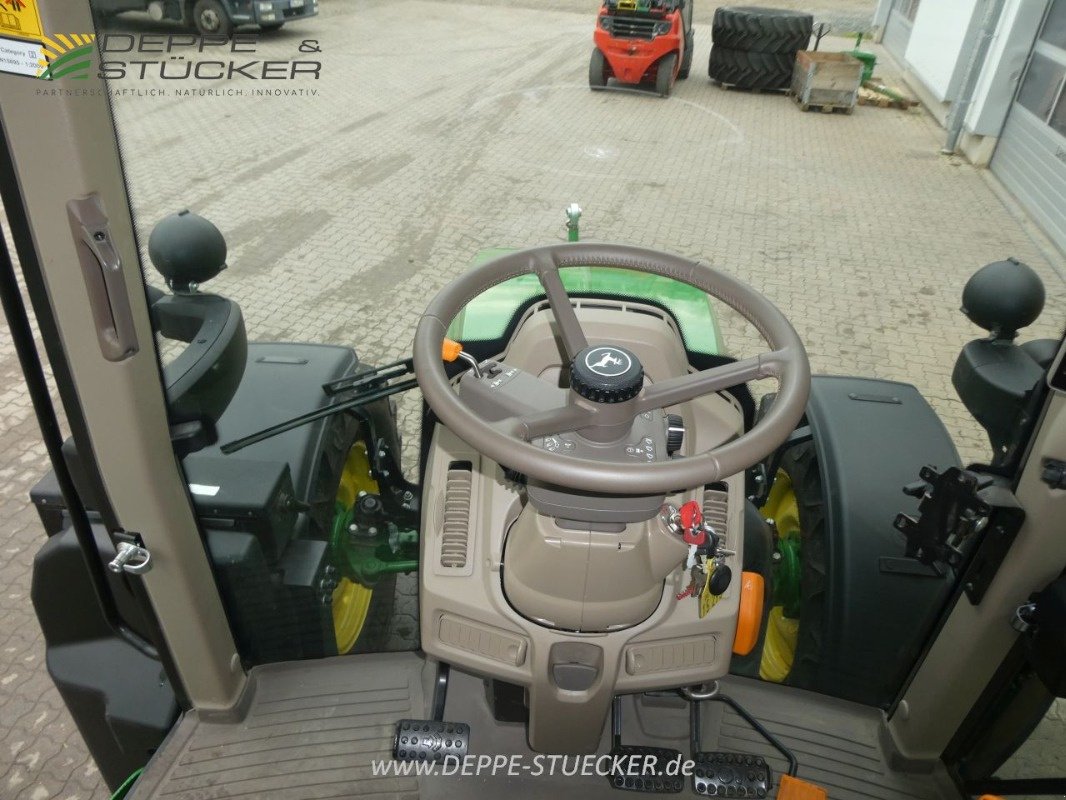 Traktor del tipo John Deere 6120M, Gebrauchtmaschine en Einbeck (Imagen 19)