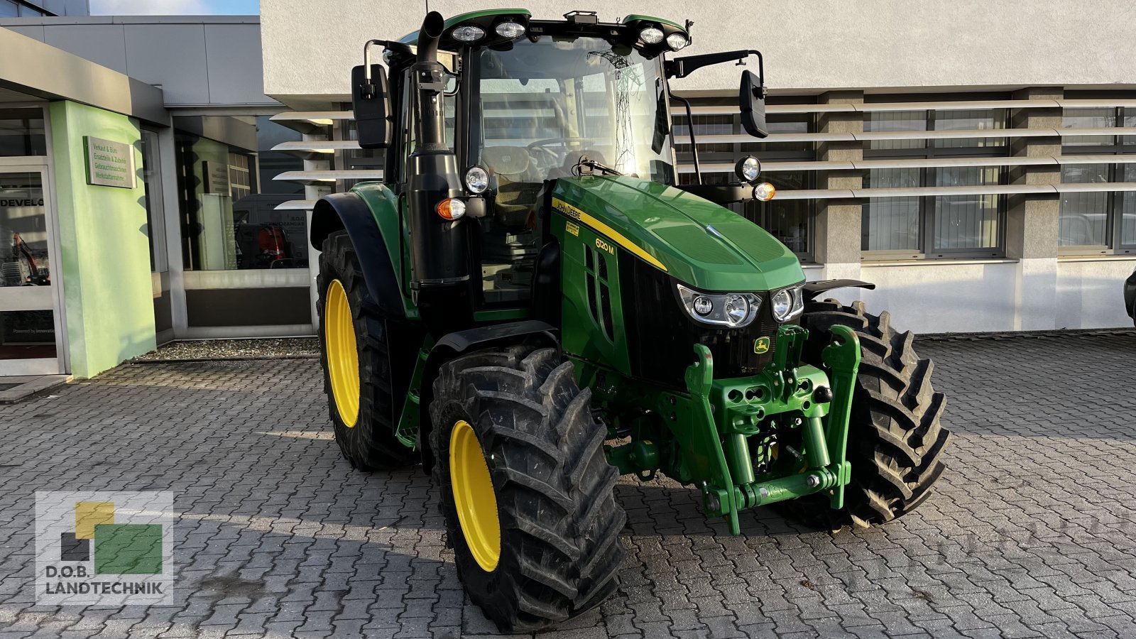 Traktor Türe ait John Deere 6120M, Gebrauchtmaschine içinde Regensburg (resim 2)