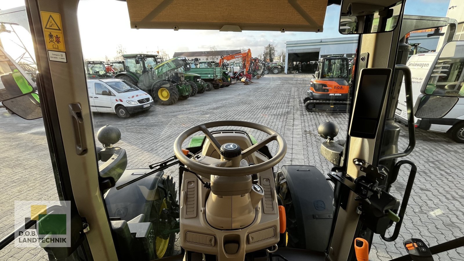 Traktor Türe ait John Deere 6120M, Gebrauchtmaschine içinde Regensburg (resim 19)