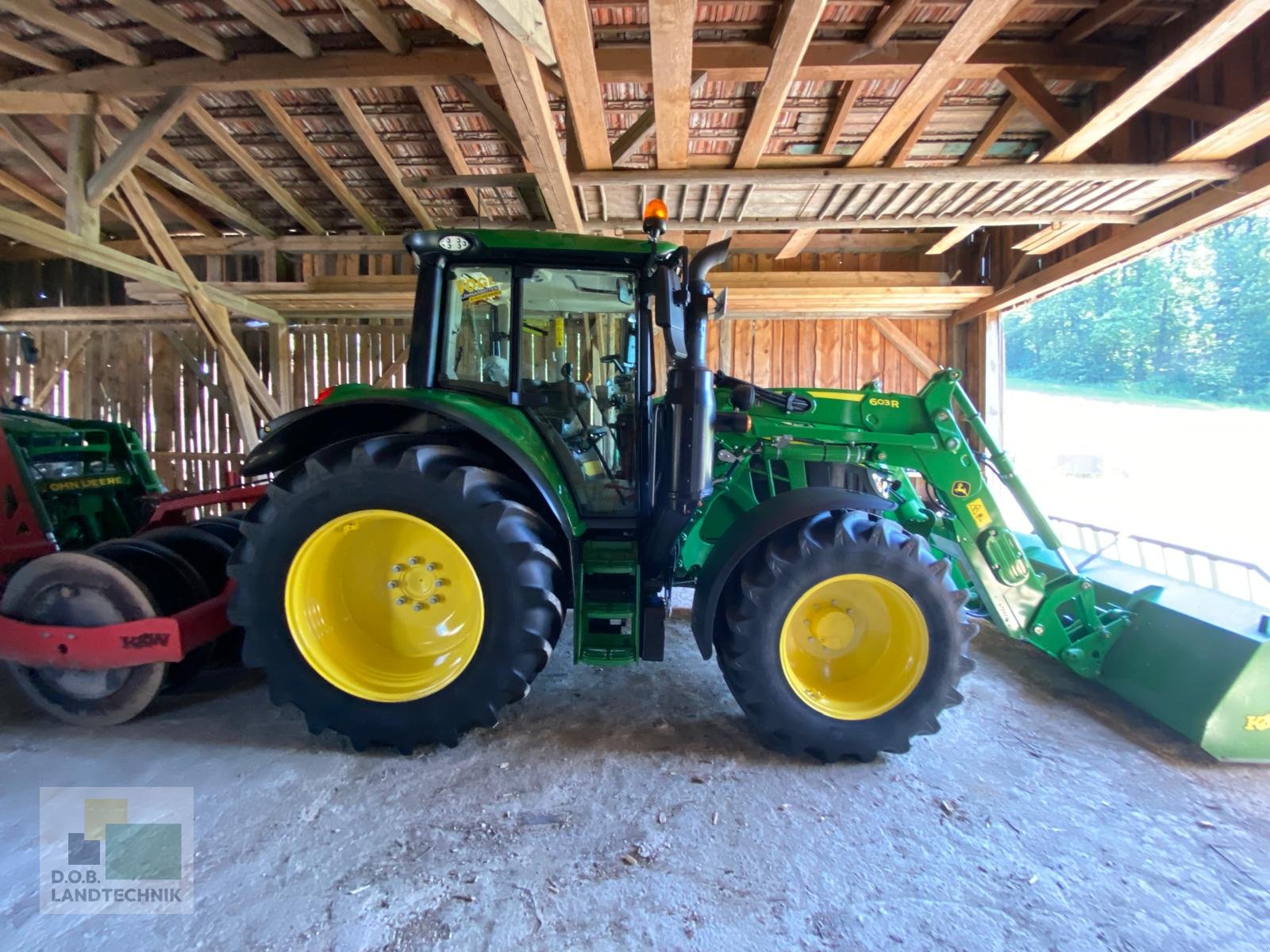 Traktor typu John Deere 6120M, Gebrauchtmaschine w Regensburg (Zdjęcie 1)