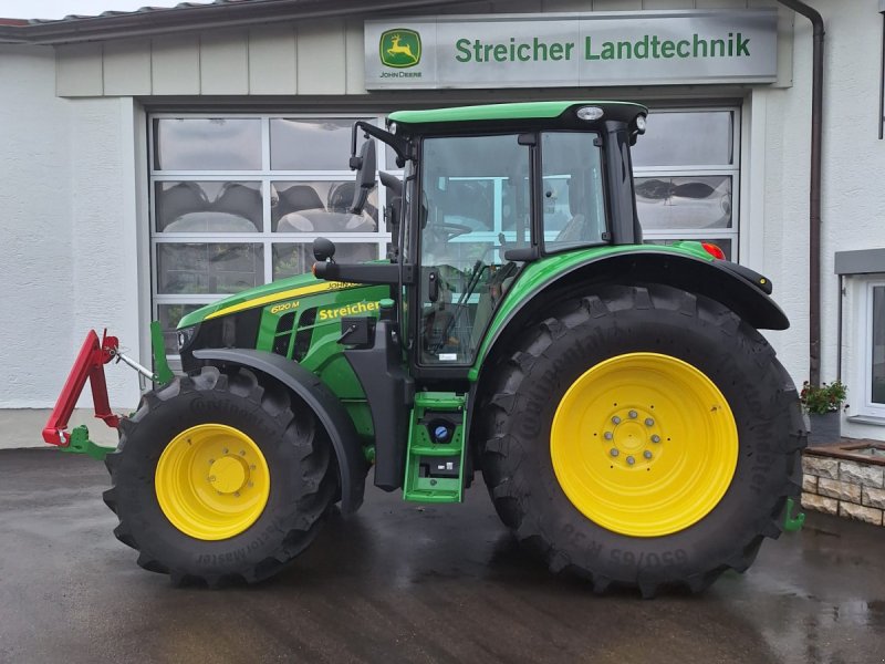 Traktor des Typs John Deere 6120M, Neumaschine in Günzach