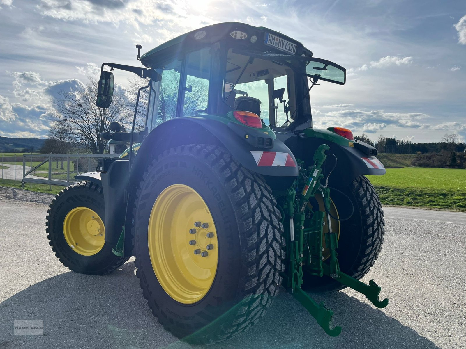 Traktor des Typs John Deere 6120M, Gebrauchtmaschine in Antdorf (Bild 9)