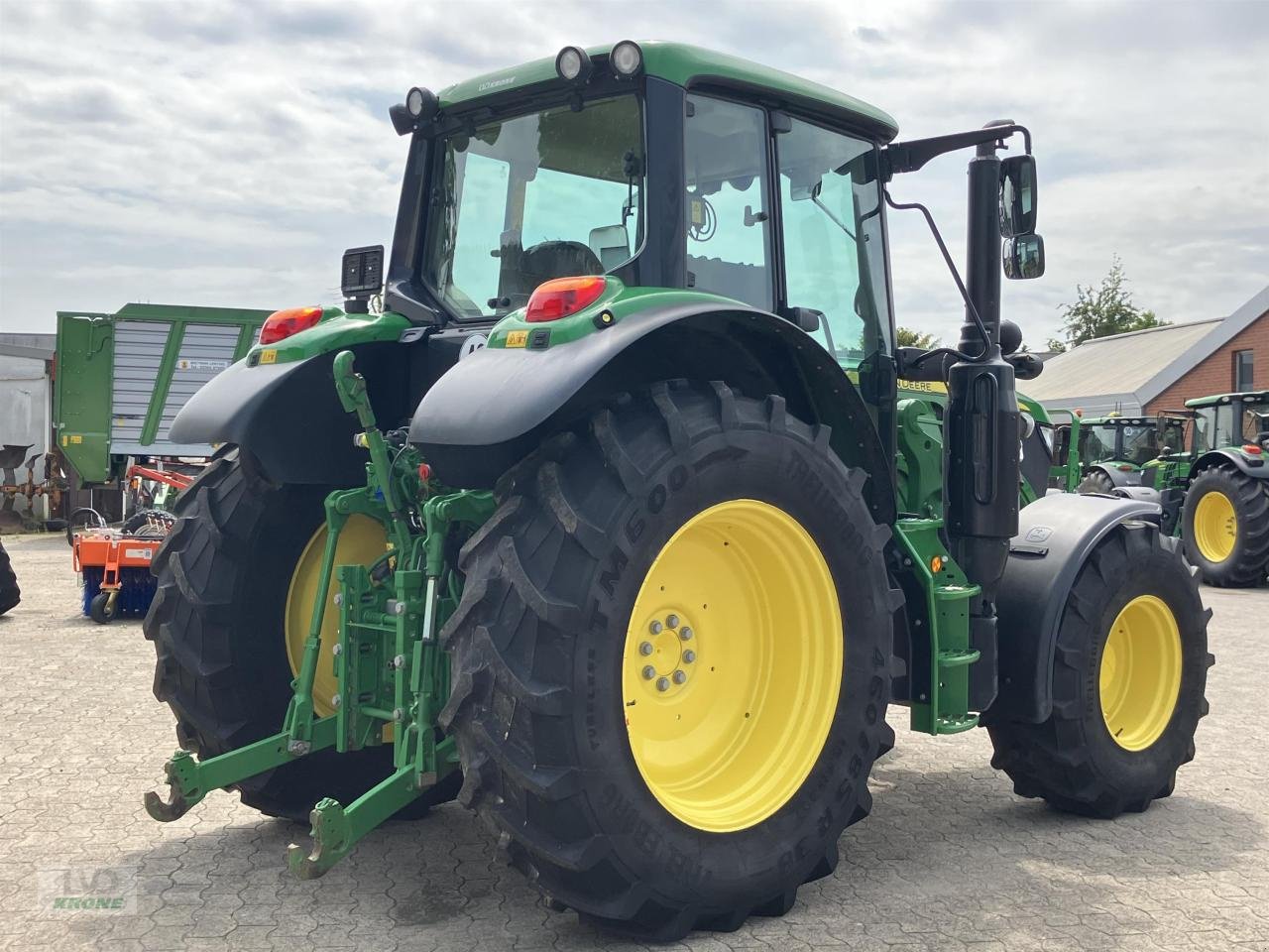 Traktor van het type John Deere 6120M, Gebrauchtmaschine in Spelle (Foto 3)