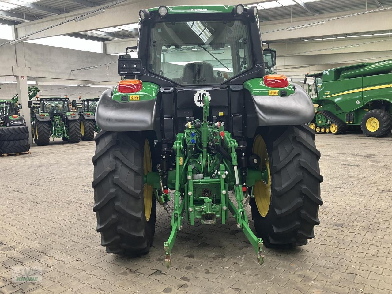 Traktor des Typs John Deere 6120M, Gebrauchtmaschine in Spelle (Bild 5)