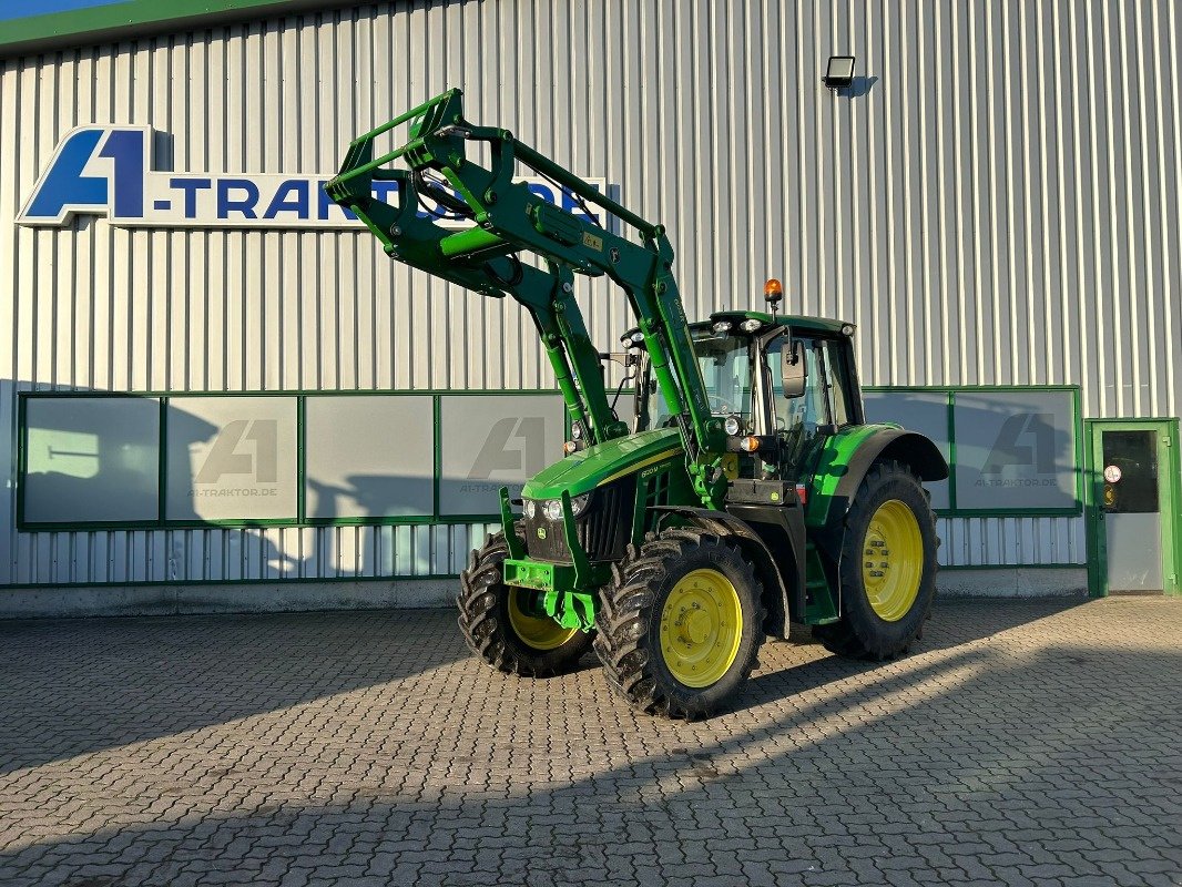 Traktor типа John Deere 6120M, Gebrauchtmaschine в Sittensen (Фотография 1)