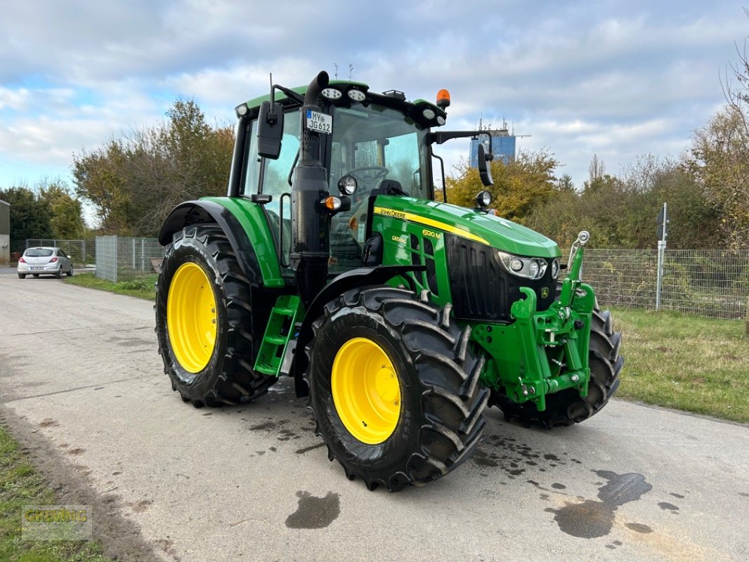 Traktor des Typs John Deere 6120M, Gebrauchtmaschine in Euskirchen (Bild 4)