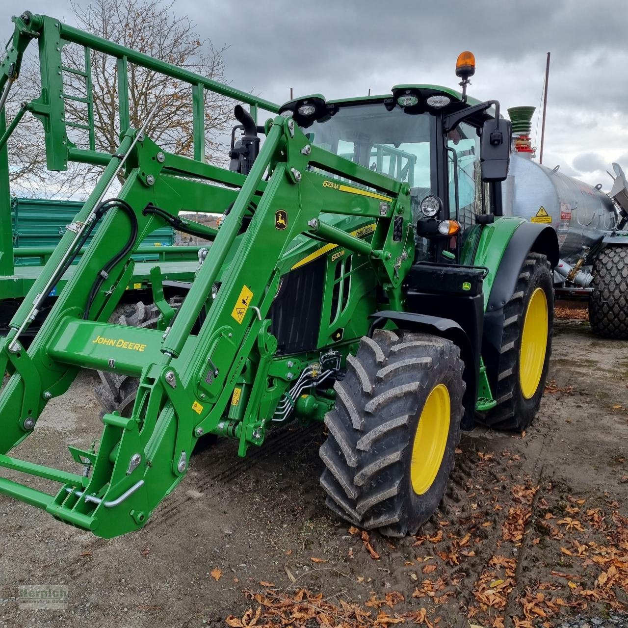 Traktor of the type John Deere 6120M, Gebrauchtmaschine in Drebach (Picture 2)