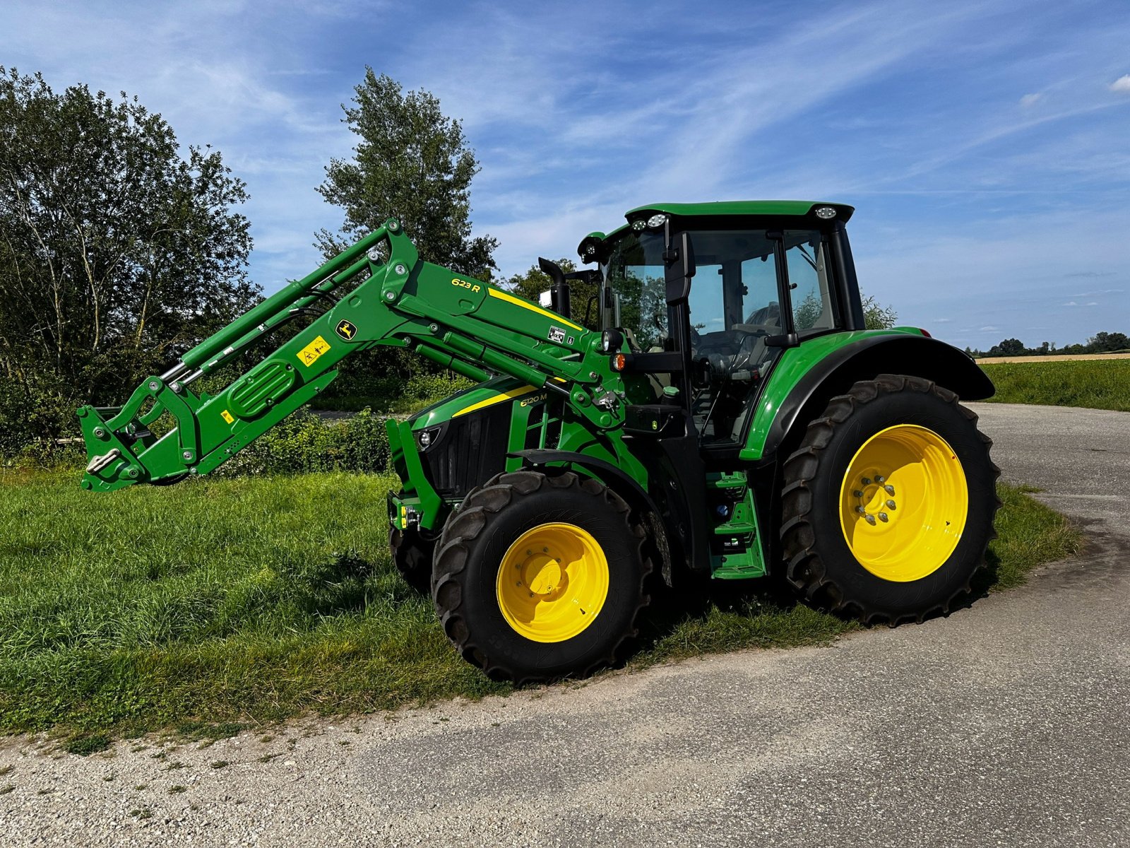 Traktor typu John Deere 6120M, Gebrauchtmaschine w Wörth (Zdjęcie 1)