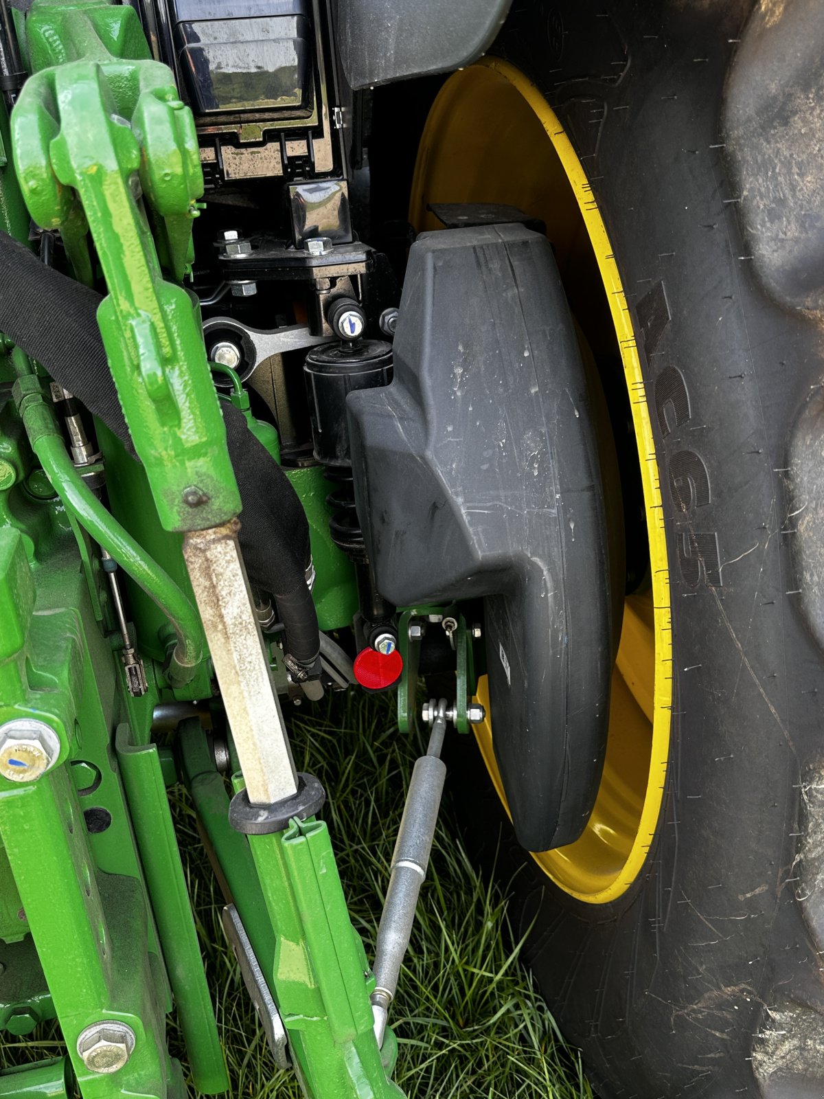 Traktor des Typs John Deere 6120M, Gebrauchtmaschine in Wörth (Bild 2)