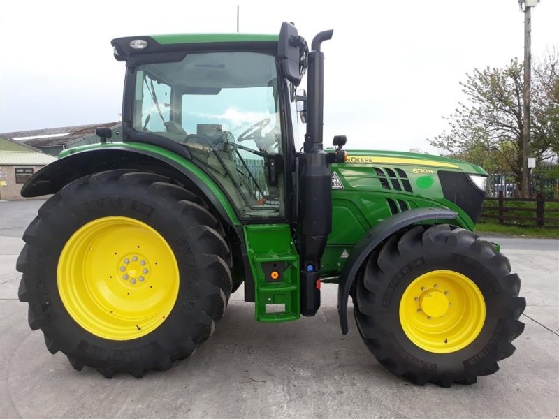 Traktor tipa John Deere 6120R Autotrack aktiveret, Gebrauchtmaschine u Toftlund (Slika 1)