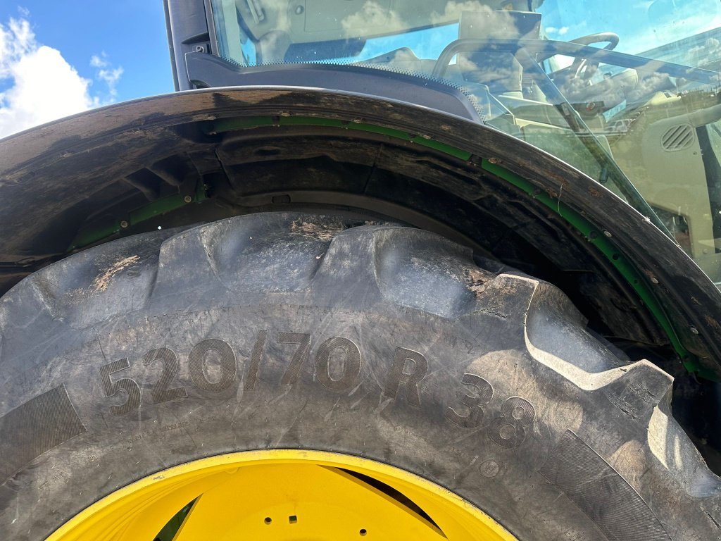 Traktor a típus John Deere 6120R -  DESTOCKAGE, Gebrauchtmaschine ekkor: AUBUSSON (Kép 11)