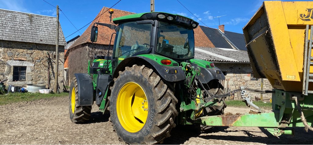 Traktor Türe ait John Deere 6120R, Gebrauchtmaschine içinde AUBUSSON (resim 10)