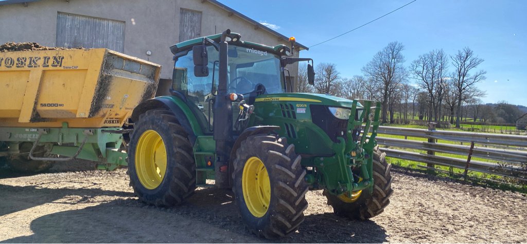 Traktor Türe ait John Deere 6120R, Gebrauchtmaschine içinde AUBUSSON (resim 2)