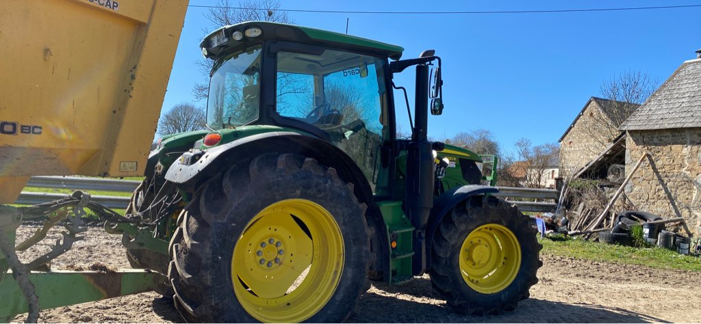 Traktor Türe ait John Deere 6120R, Gebrauchtmaschine içinde AUBUSSON (resim 3)