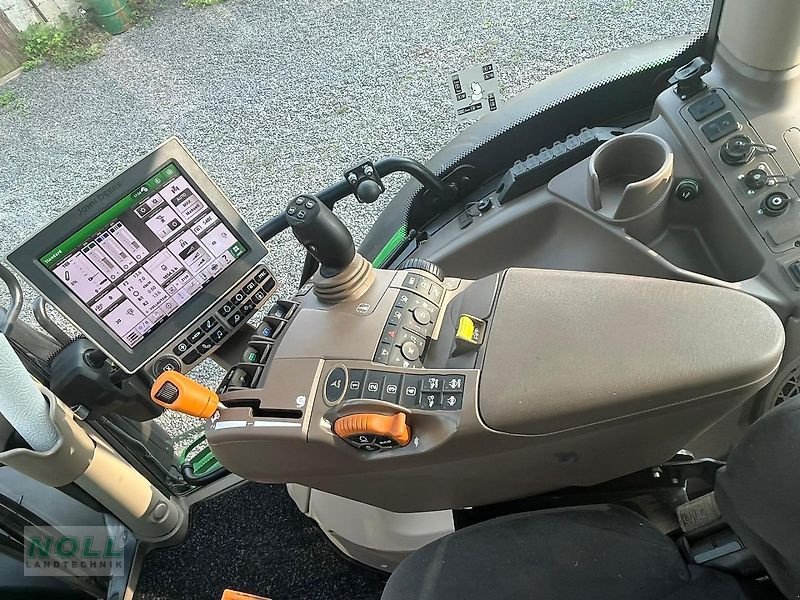 Traktor Türe ait John Deere 6120R, Gebrauchtmaschine içinde Limburg (resim 11)