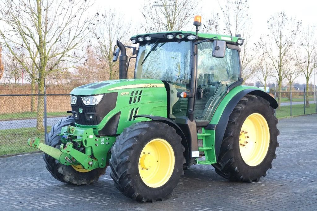 Traktor del tipo John Deere 6125 R 40KM/H FRONT LINKAGE WITH REGISTRATION, Gebrauchtmaschine en Marknesse (Imagen 1)