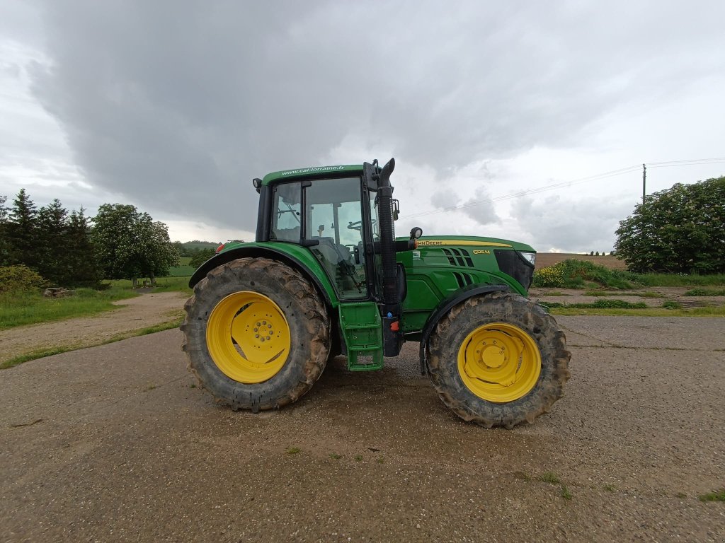 Traktor du type John Deere 6125M, Gebrauchtmaschine en Chauvoncourt (Photo 3)