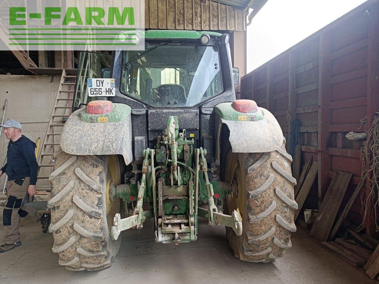 Traktor van het type John Deere 6125m, Gebrauchtmaschine in CHAUVONCOURT (Foto 3)