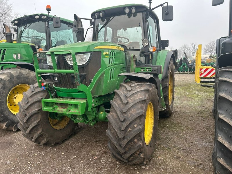 Traktor типа John Deere 6125M, Gebrauchtmaschine в Sittensen