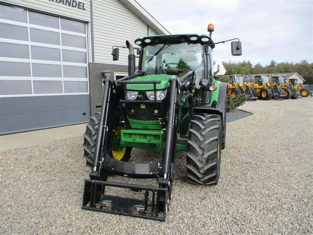 Traktor van het type John Deere 6125R AutoPower med frontlæsser, Gebrauchtmaschine in Lintrup (Foto 8)